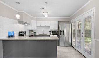 4092 Fleet Dr, Baton Rouge, LA 70809