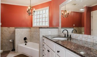 2404 Shaker Rdg, Benton, AR 72015