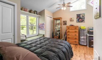 75 Cisco Rd, Asheville, NC 28805