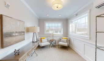 4 Longview Dr 404, Atkinson, NH 03811