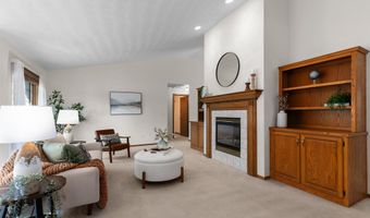 N9188 KERNAN Avenue, Appleton, WI 54915
