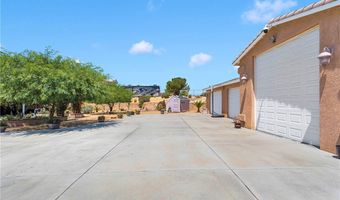 19420 Red Feather Rd, Apple Valley, CA 92307