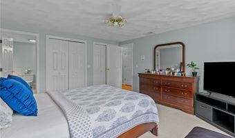 44 Knoll Pl D, North Providence, RI 02904