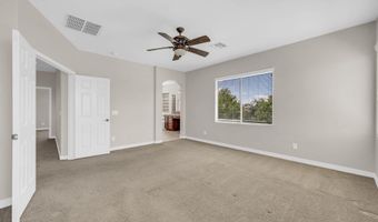 2047 E CAROB Dr, Chandler, AZ 85286