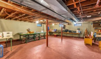 14 Larboard St, Beachwood, NJ 08722