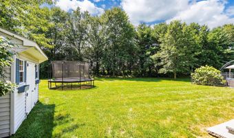 55 Heritage Dr, Allentown, NJ 08501
