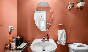 5725 CALLCOTT Way P, Alexandria, VA 22312