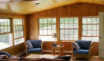 140 Treasure Rd, Narragansett, RI 02882