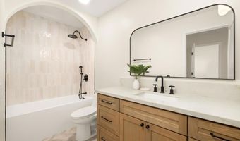 6844 Urubu St, Carlsbad, CA 92009