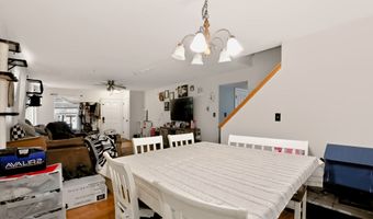 7102 Harness Lakes Dr, Indianapolis, IN 46217
