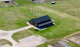 4264 Chapel Hill Ct, Bargersville, IN 46106