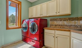 149 Saladon Rd, Angel Fire, NM 87710