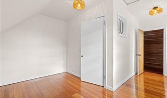 274 Montgomery Ave, Cranston, RI 02905