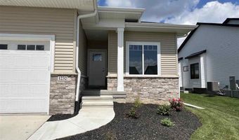 1232 Berkshire Ln, North Liberty, IA 52317