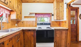 63 Lake Shore Dr, Barnstead, NH 03225