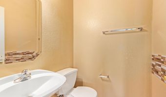 1700 S NAVAJO Way, Chandler, AZ 85286