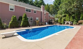 14 Bourget Ct, North Smithfield, RI 02896