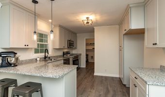 438 N Hickory St, Angier, NC 27501