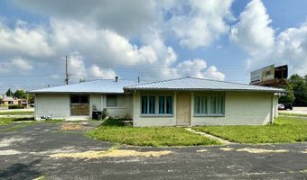 1601 E 53rd St, Anderson, IN 46013