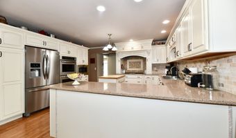 1910 Ivy Dr, Anderson, IN 46011