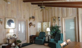130 Bay Ave, Apalachicola, FL 32320