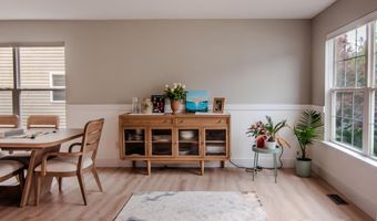 3244 Dunwoodie Rd, Ann Arbor, MI 48105