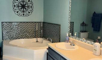 329 River Oaks Dr, Bainbridge, GA 39819