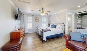 520 Holiday Dr, Ardmore, OK 73401