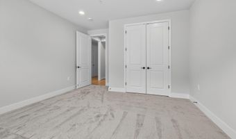7027 RENITA Ln, Bethesda, MD 20817