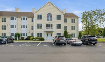 15 Saw Mill Dr 307, North Kingstown, RI 02852