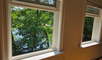 2 Chapel Ln, Lincoln, RI 02865