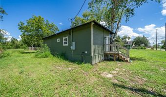 303 E 4th St, Alice, TX 78332