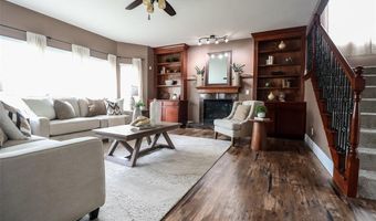 108 Woodside Ct, Arnold, MO 63010
