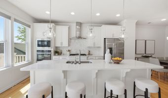 1149 S MONROE St, Arlington, VA 22204