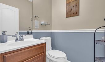 252 Hawthorn Ln, Barnegat, NJ 08005