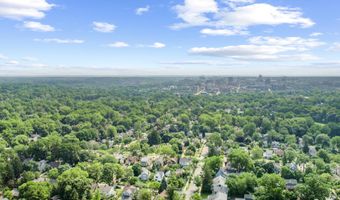 216 Kenwood Ave, Ann Arbor, MI 48103