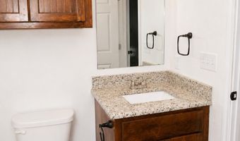 412 W Franklin St, Alvord, TX 76225