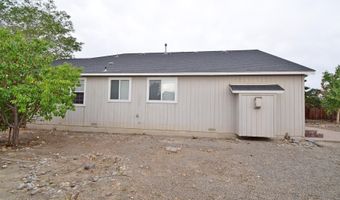 573 Sunrise Cir, Fernley, NV 89408