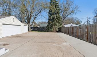 753 E Main St, Anoka, MN 55303
