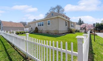 42 Lake Blvd, Aberdeen Twp., NJ 07747