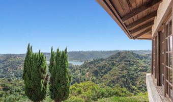 2457 Angelo Dr, Los Angeles, CA 90077