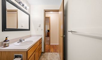 42020 FOREST COURT Ln, Astoria, OR 97103