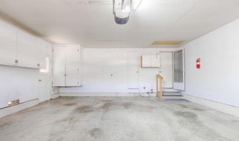 6828 Fairfield Dr, Santa Rosa, CA 95409