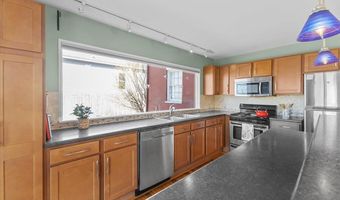 352 Colchester Ave 1, Burlington, VT 05401