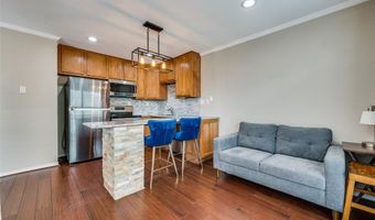 16301 Ledgemont Ln 217, Addison, TX 75001