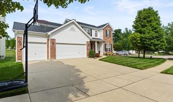 226 Arbor Trails Dr, Ballwin, MO 63021