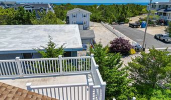 14 E 16th St, Barnegat Light, NJ 08006