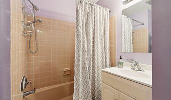 8406 THOMPSON Rd, Annandale, VA 22003