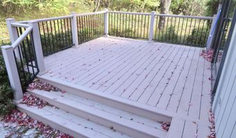 2134 Overlook Ct, Ann Arbor, MI 48103