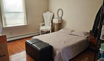 50 Goddard Ave, Bridgeport, CT 06610